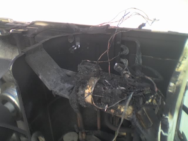 att-4cb42c105d5d21412.jpg