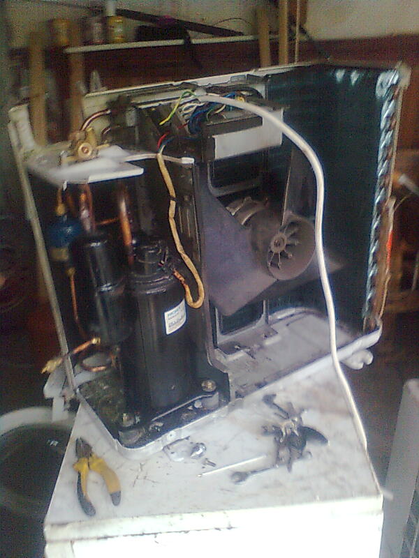 att-4f590680e44a81718.jpg