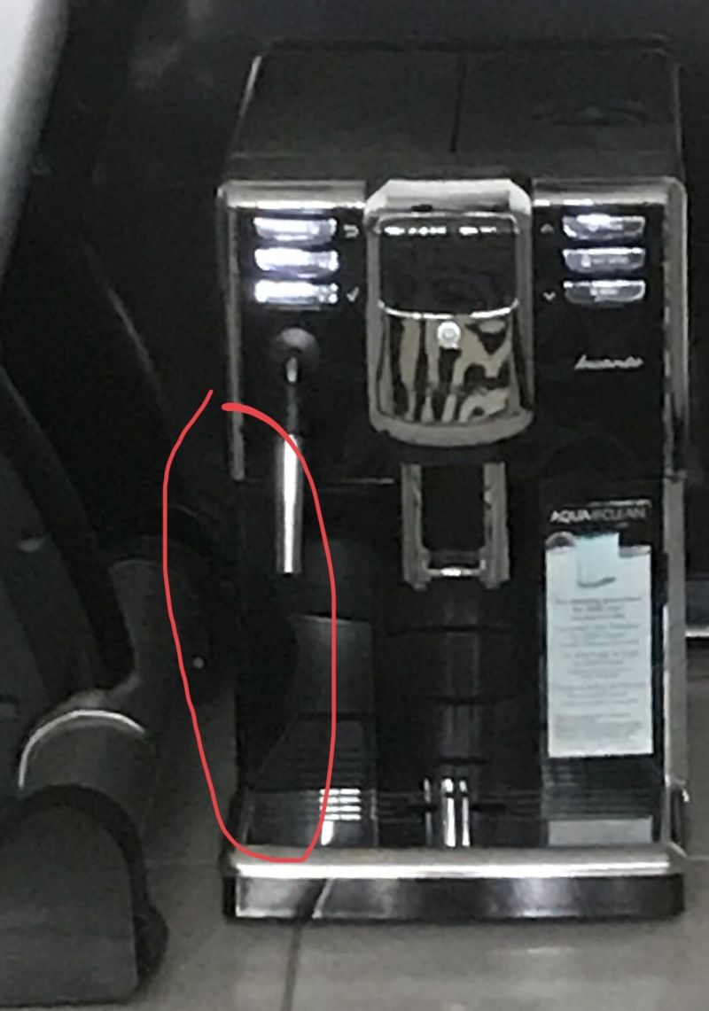 att-5d137563416038916.jpg