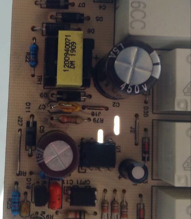 att-67f69ef52a129ec_V.jpg