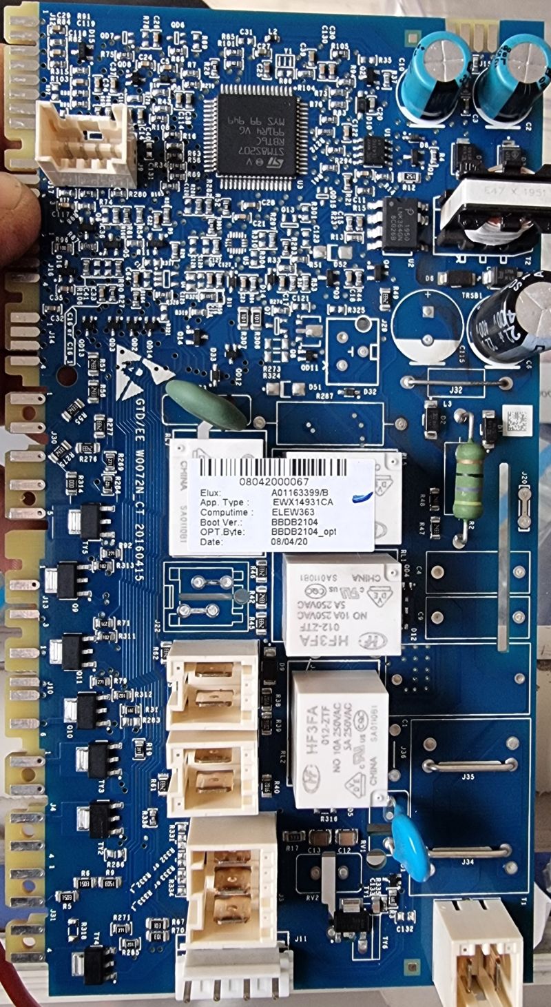 att-6864f0702118169_.jpg