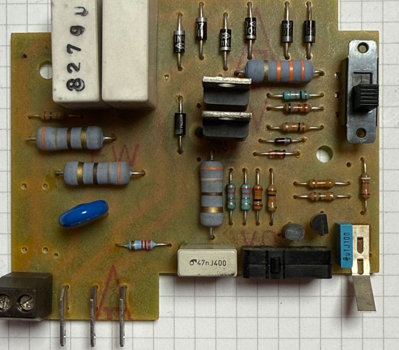 att-69fc2985e17d6797_.jpg